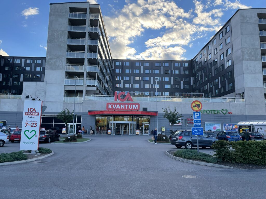 スウェーデンのスーパーマーケット「ICA」